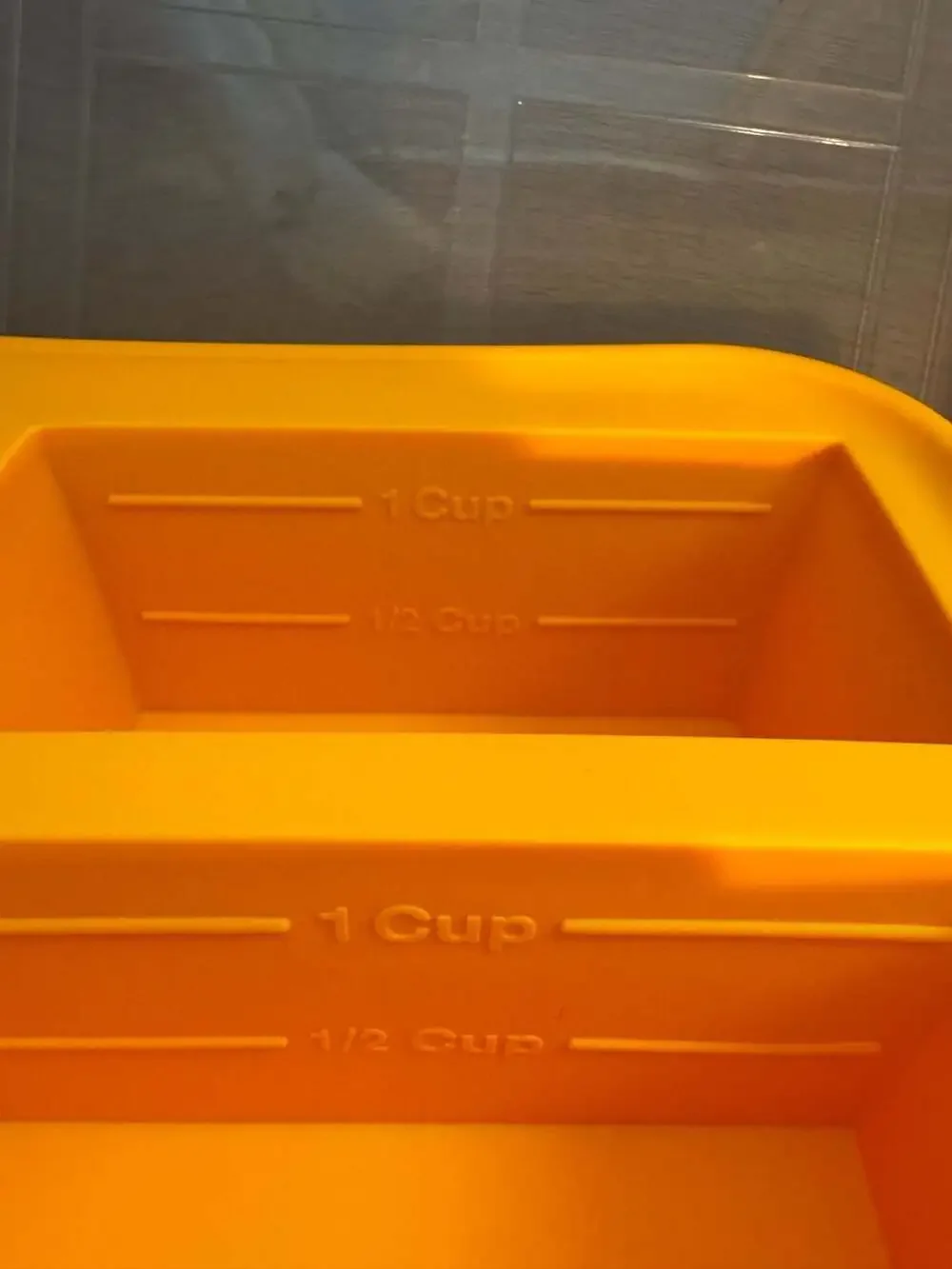 2 Pack Silicone Soup Freezer Containers with Lids 4 Compartment Food Storage Con